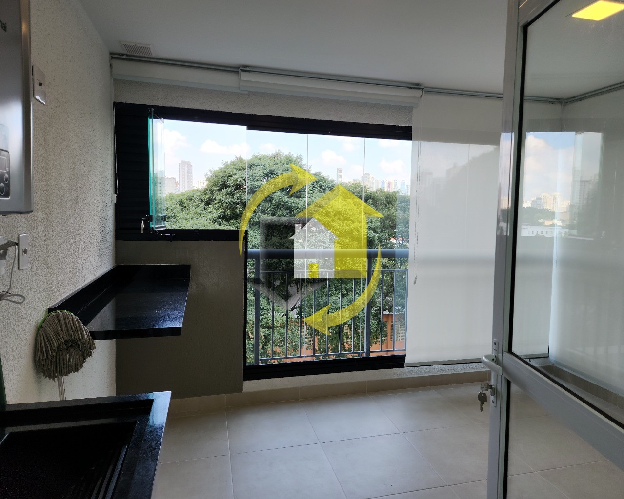 Apartamento à venda com 2 quartos, 60m² - Foto 5