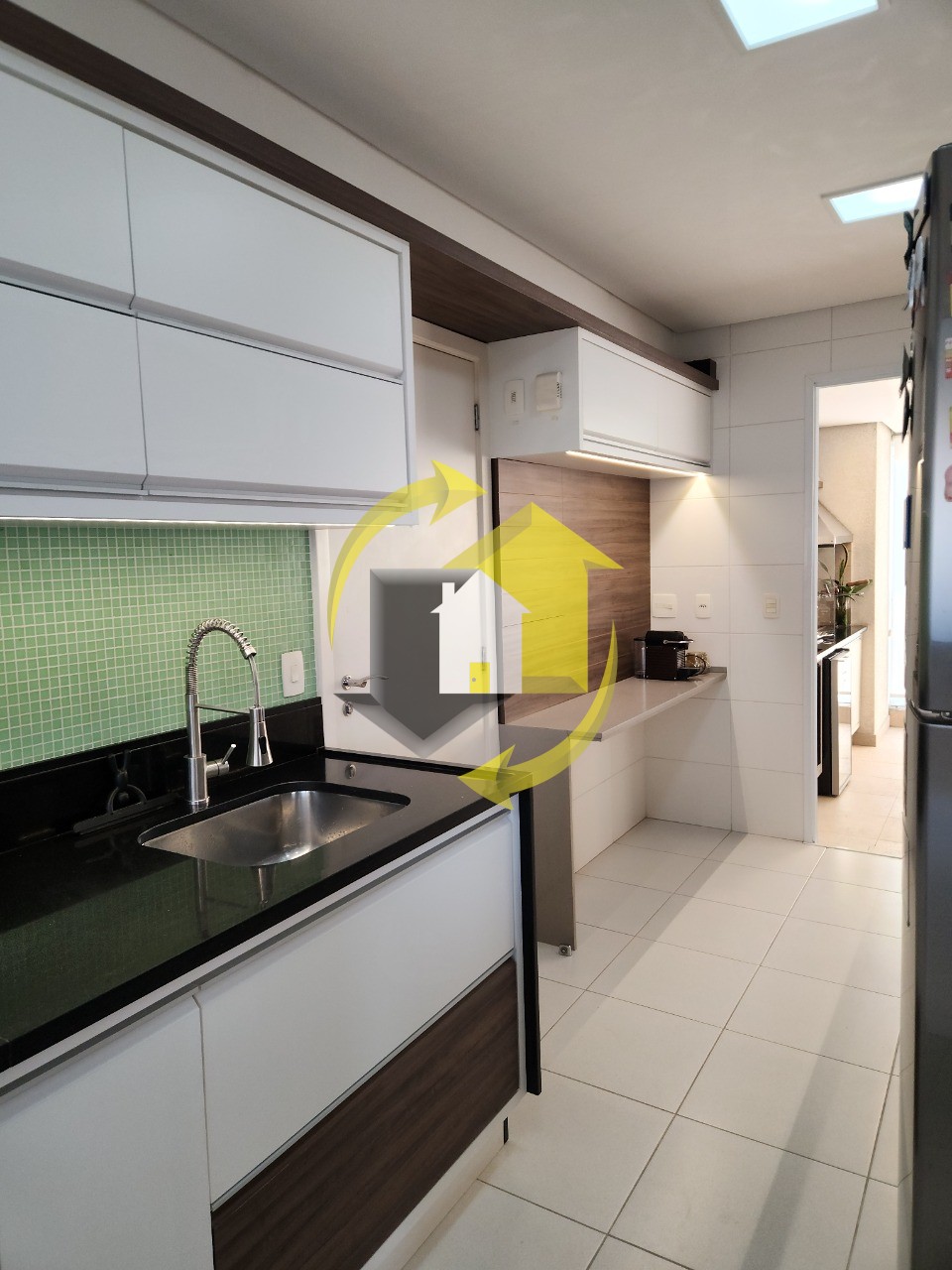 Apartamento à venda com 4 quartos, 167m² - Foto 17