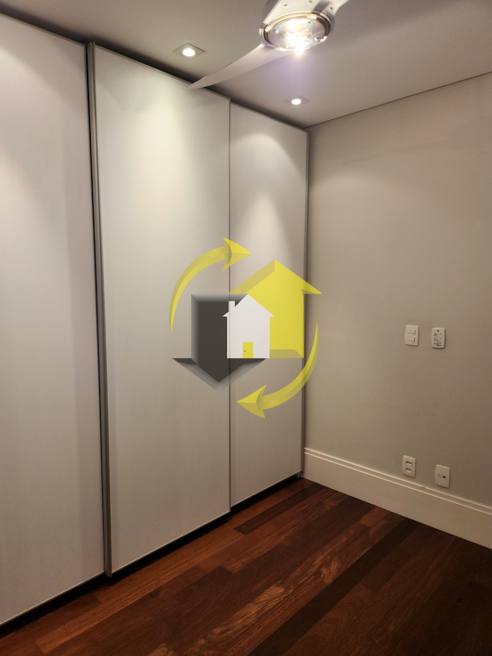 Apartamento à venda com 4 quartos, 167m² - Foto 36