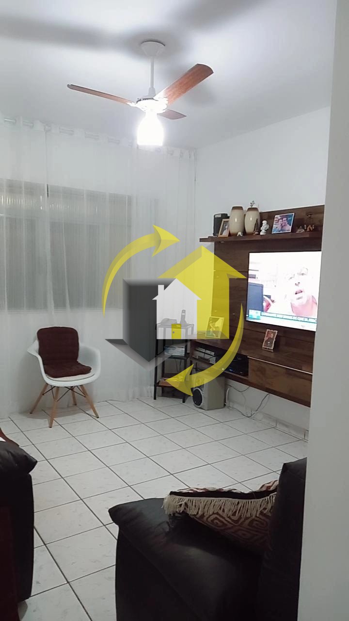 Casa à venda com 2 quartos, 125m² - Foto 1