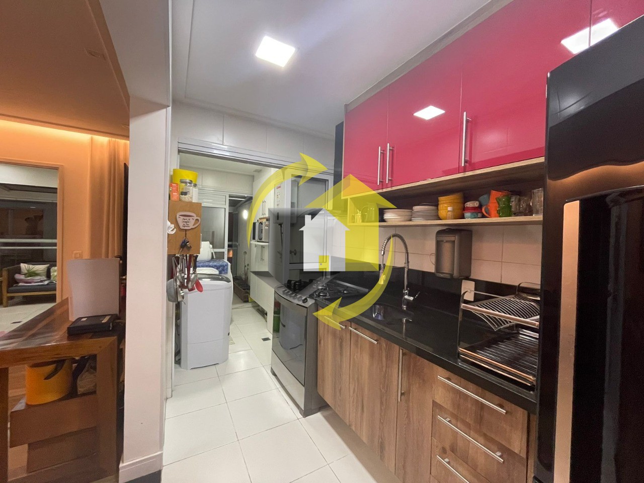 Apartamento à venda com 2 quartos, 78m² - Foto 10