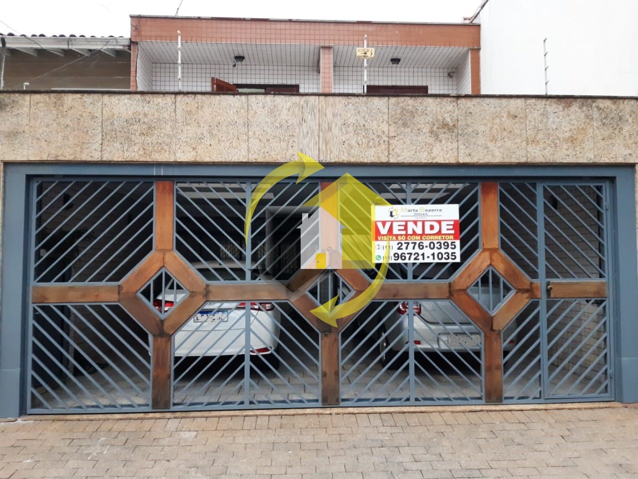 Sobrado à venda com 3 quartos, 300m² - Foto 1