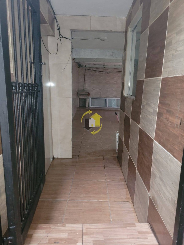 Sobrado à venda com 4 quartos, 300m² - Foto 48