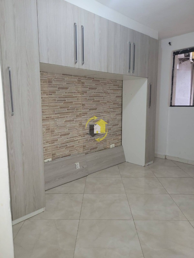 Sobrado à venda com 4 quartos, 300m² - Foto 50