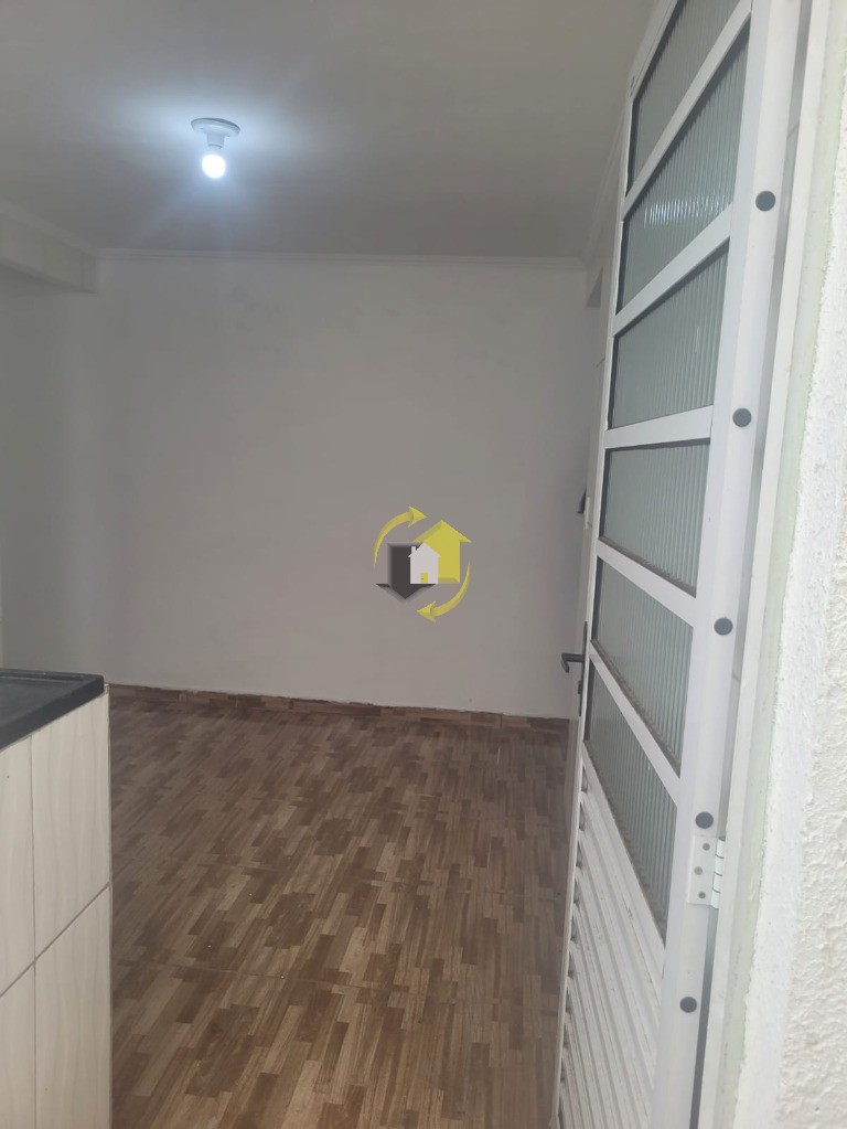 Sobrado à venda com 4 quartos, 300m² - Foto 18