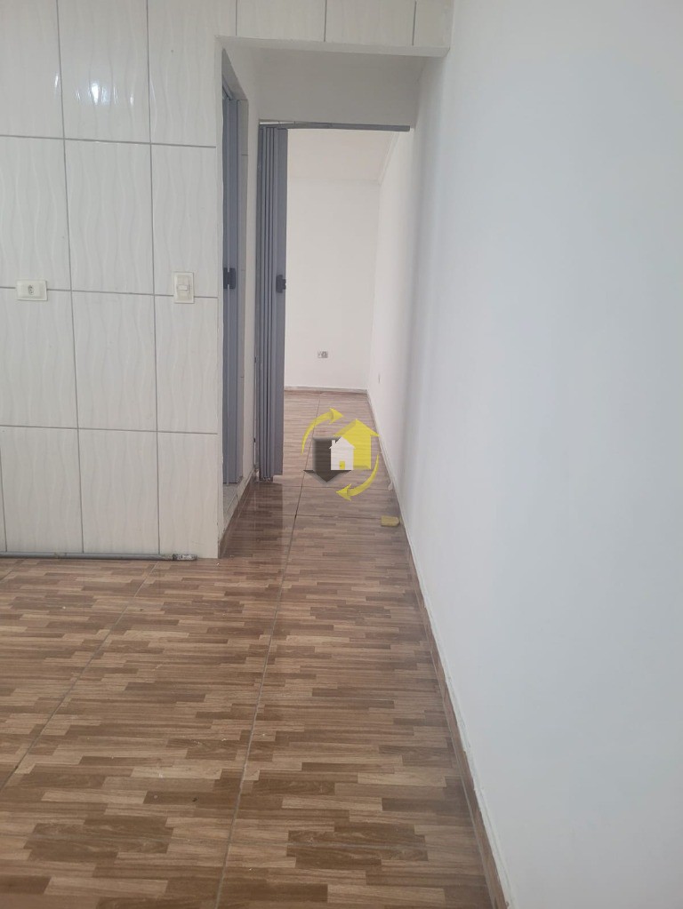 Sobrado à venda com 4 quartos, 300m² - Foto 11