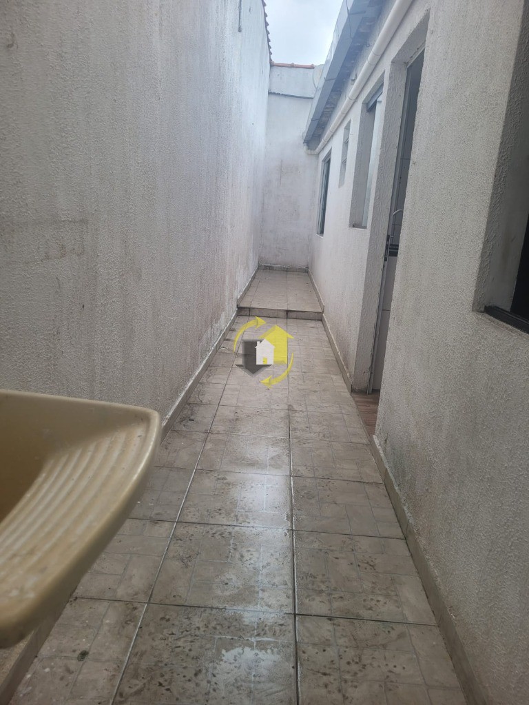 Sobrado à venda com 4 quartos, 300m² - Foto 14