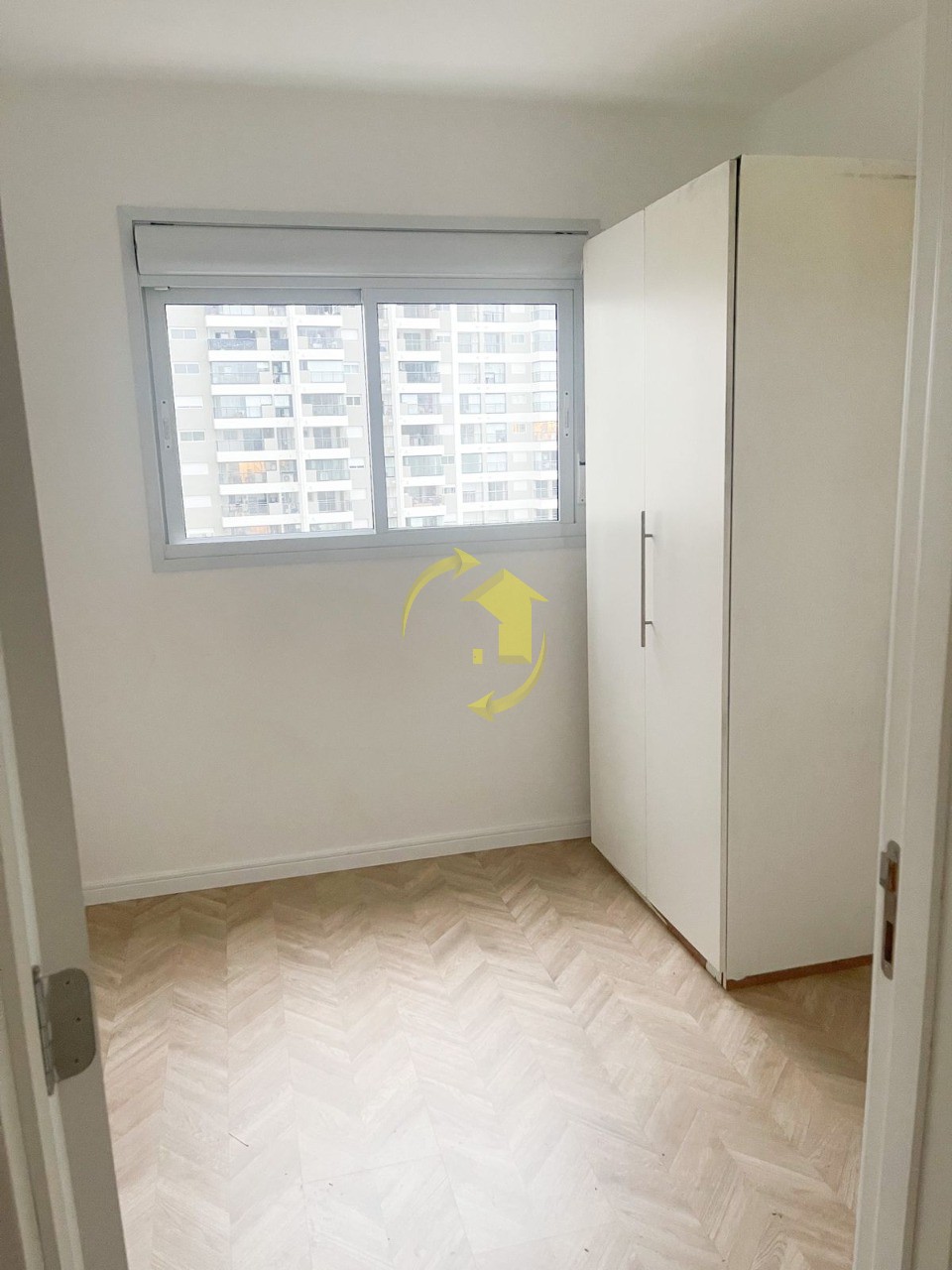 Apartamento à venda com 2 quartos, 66m² - Foto 4