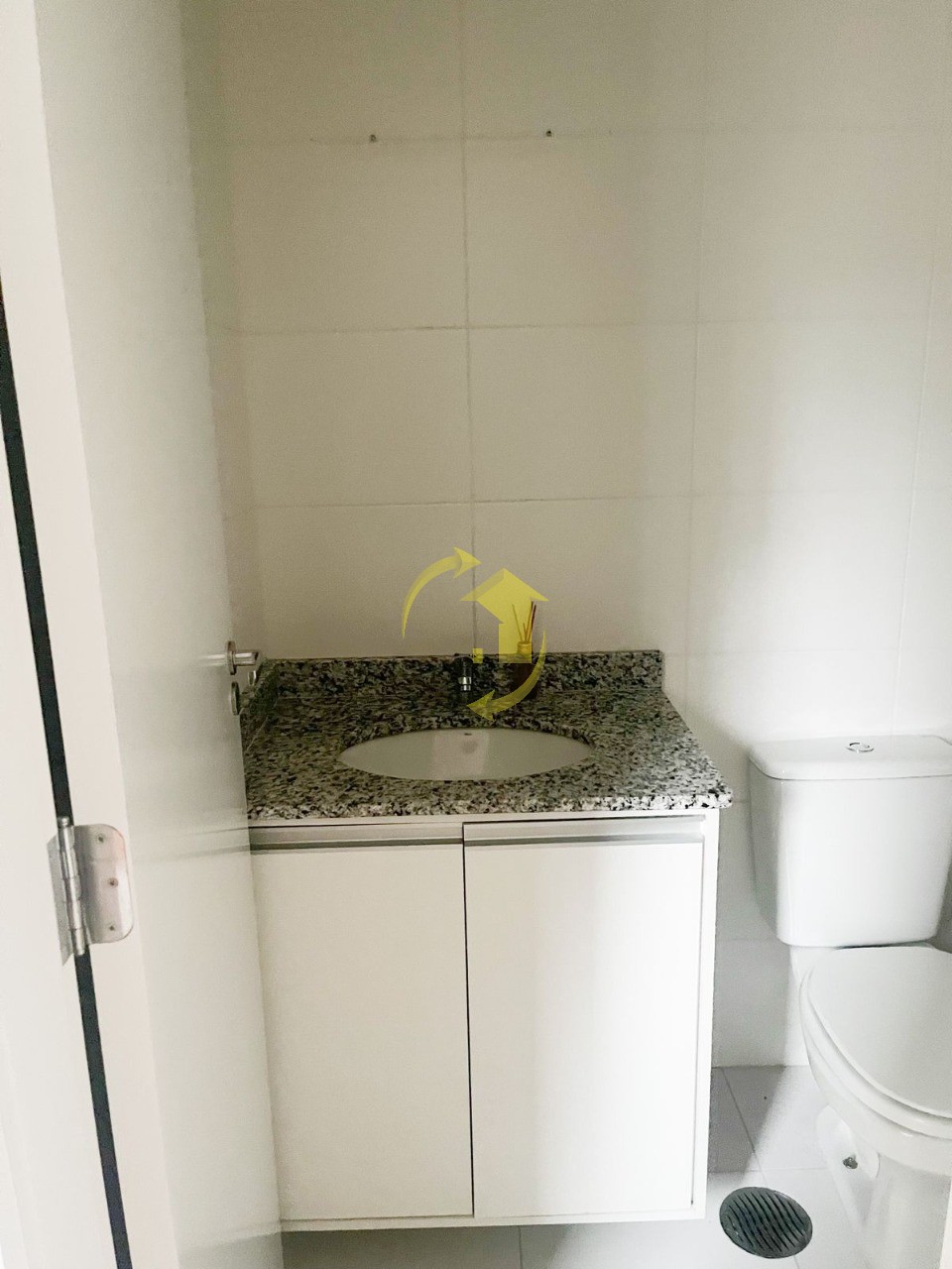 Apartamento à venda com 2 quartos, 66m² - Foto 13