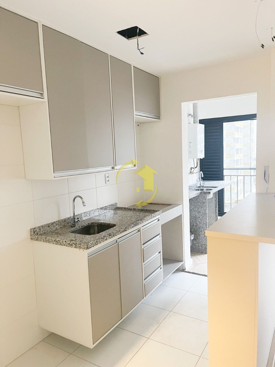 Apartamento à venda com 2 quartos, 66m² - Foto 14