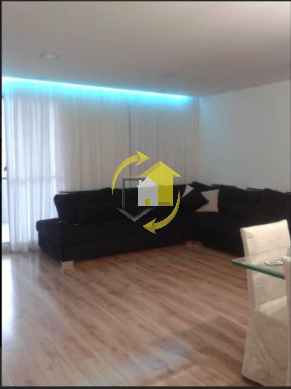 Apartamento à venda com 3 quartos, 98m² - Foto 1