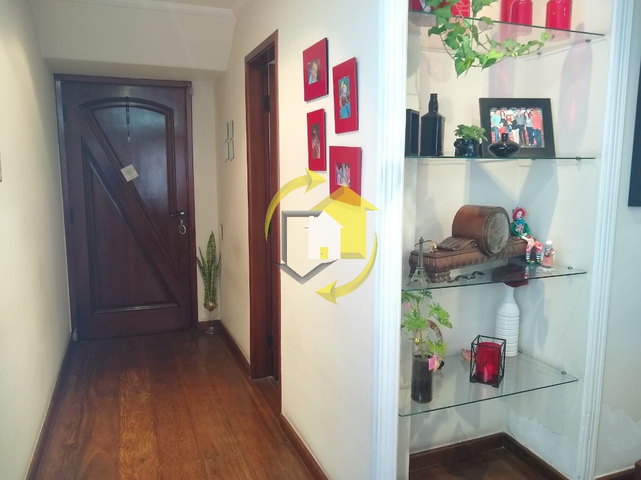 Apartamento à venda com 3 quartos, 107m² - Foto 8