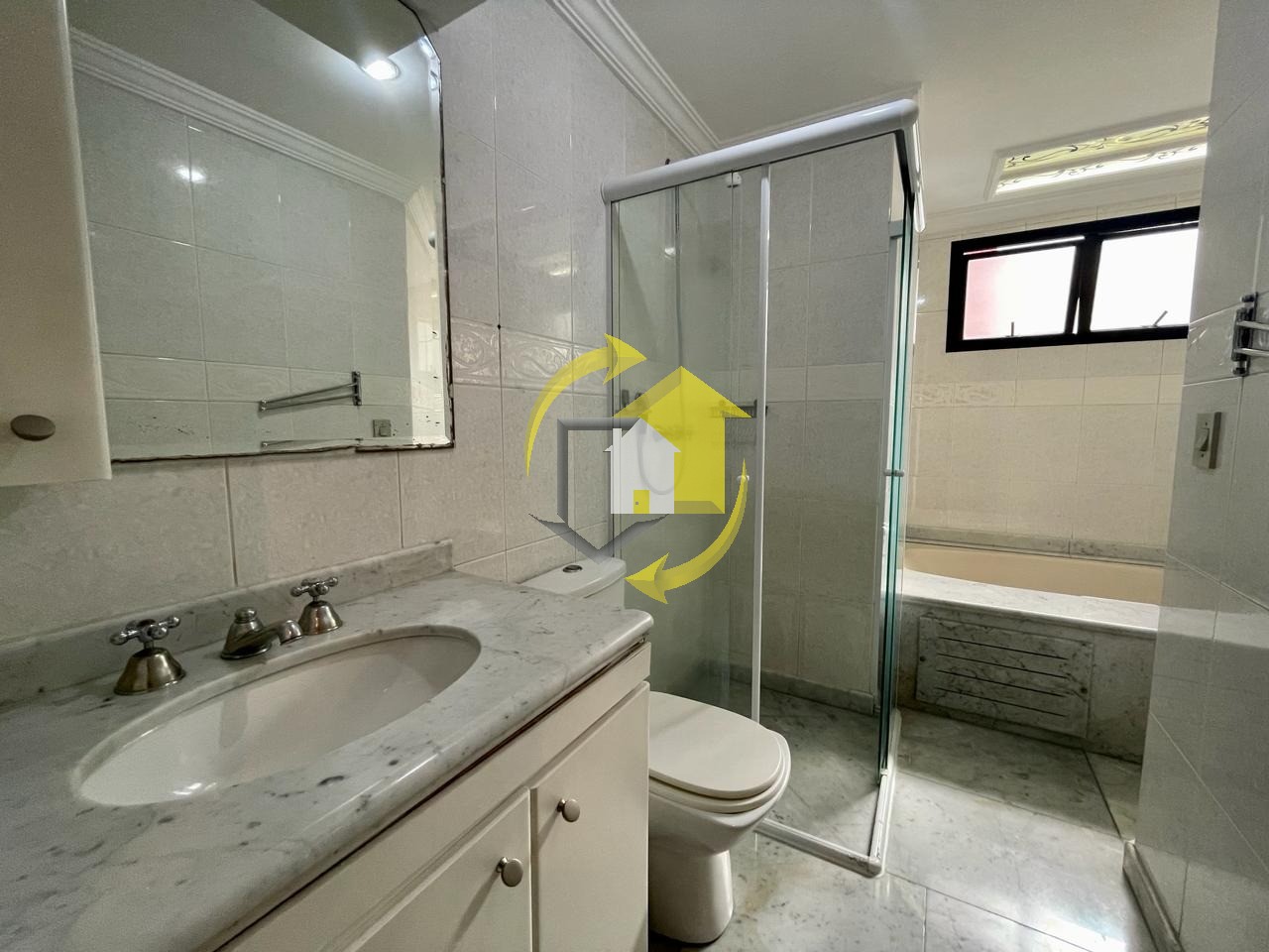 Apartamento à venda e aluguel com 3 quartos, 137m² - Foto 22