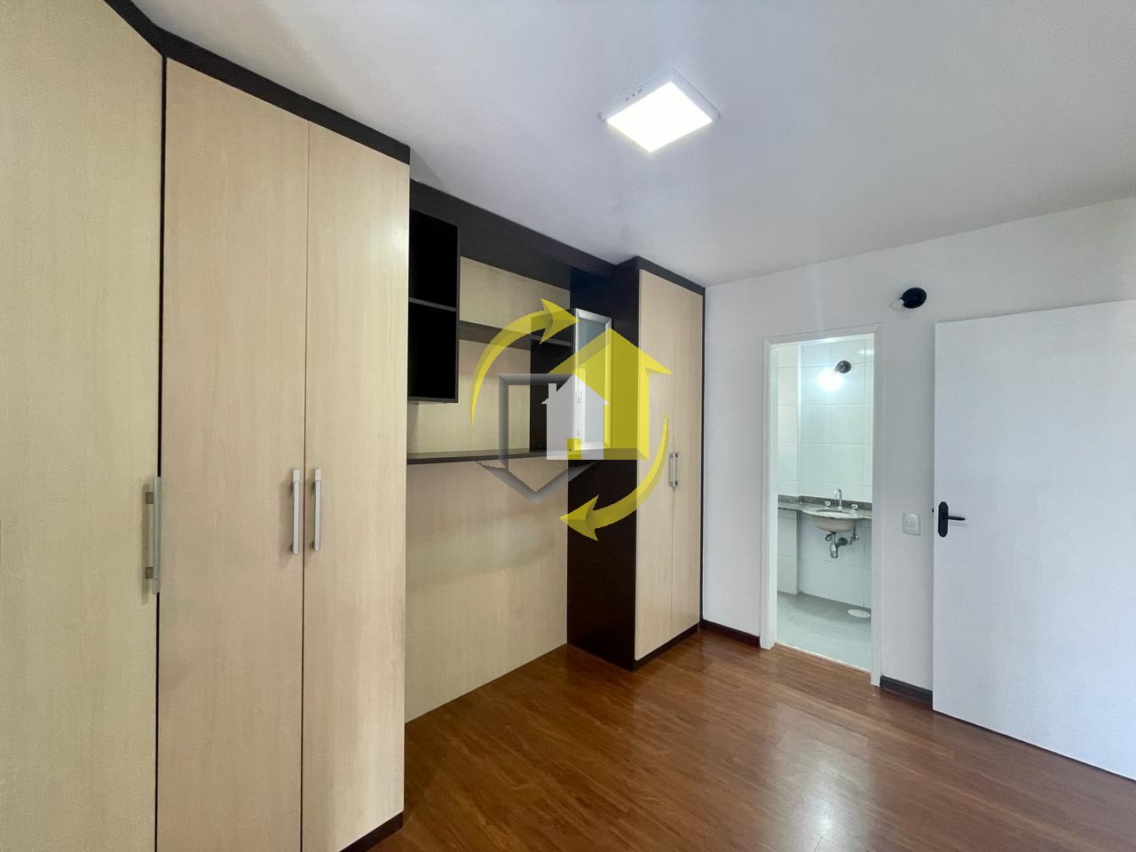 Apartamento para alugar com 2 quartos, 60m² - Foto 21