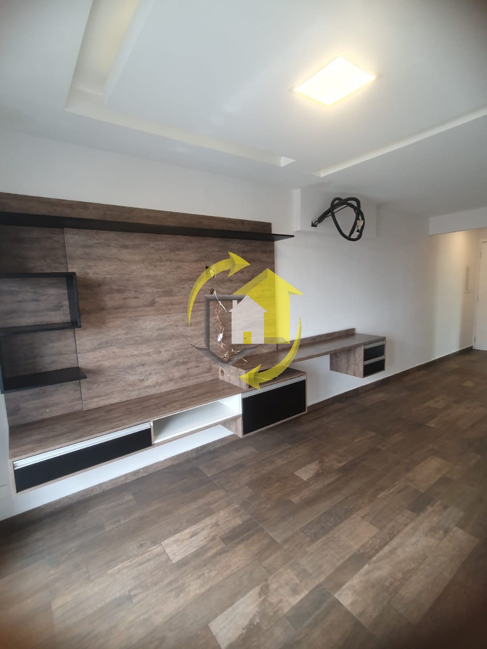 Apartamento à venda com 2 quartos, 65m² - Foto 9