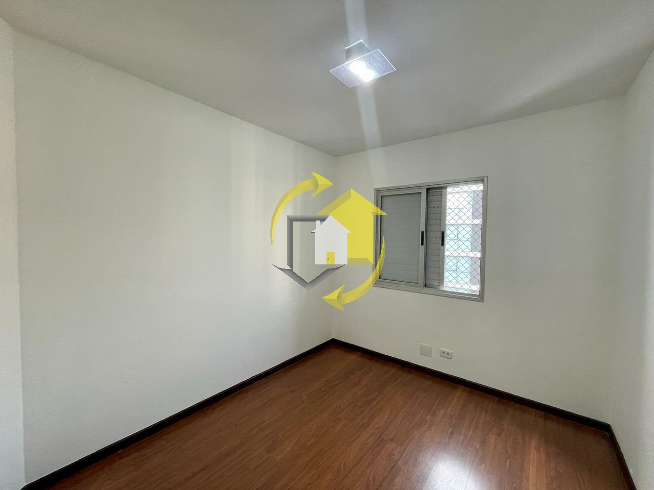 Apartamento para alugar com 2 quartos, 60m² - Foto 15