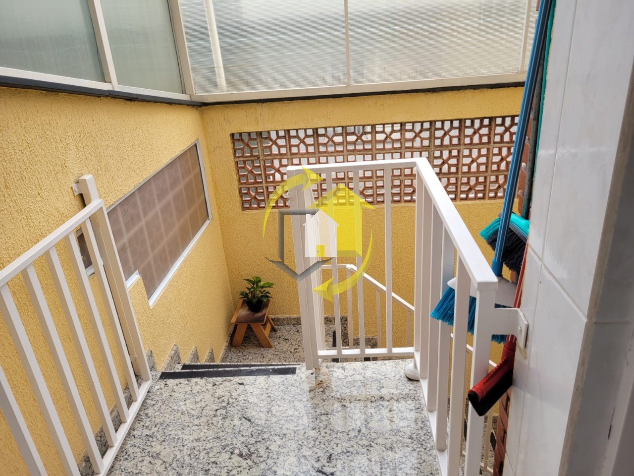 Sobrado à venda com 2 quartos, 137m² - Foto 29