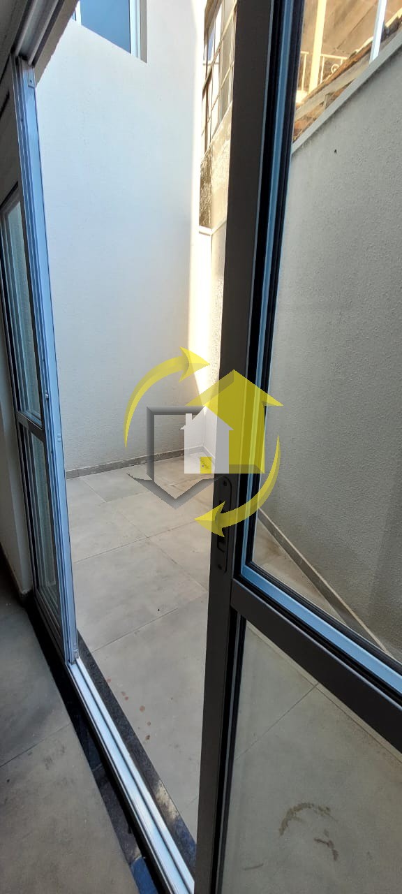 Apartamento à venda com 2 quartos, 42m² - Foto 6