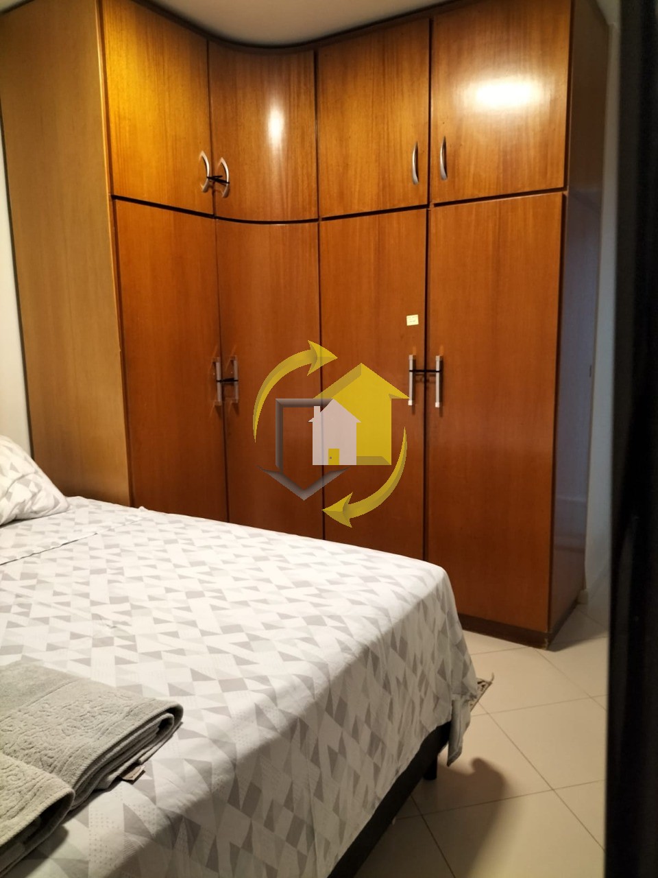 Apartamento à venda com 2 quartos, 70m² - Foto 20