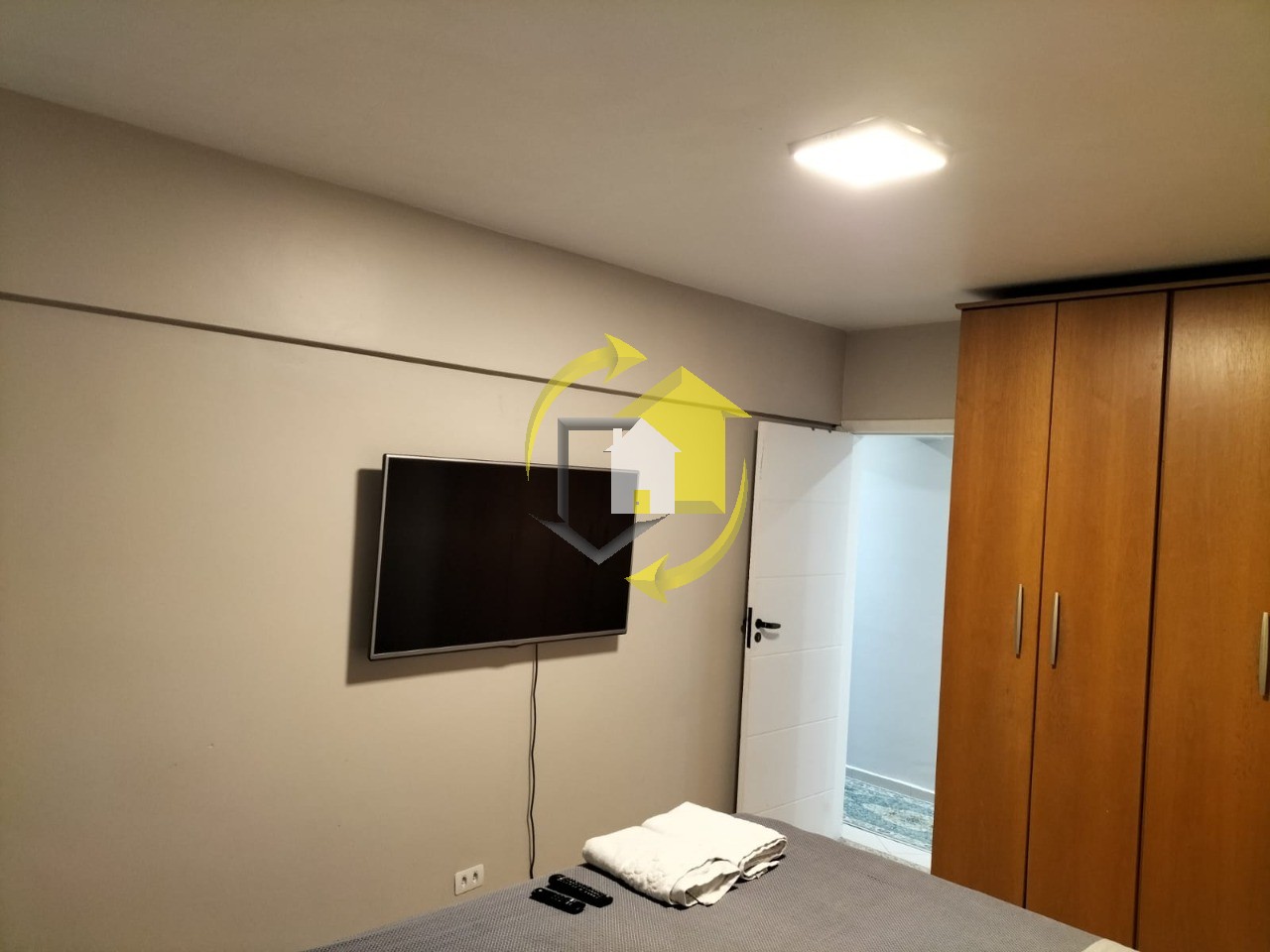 Apartamento à venda com 2 quartos, 70m² - Foto 8