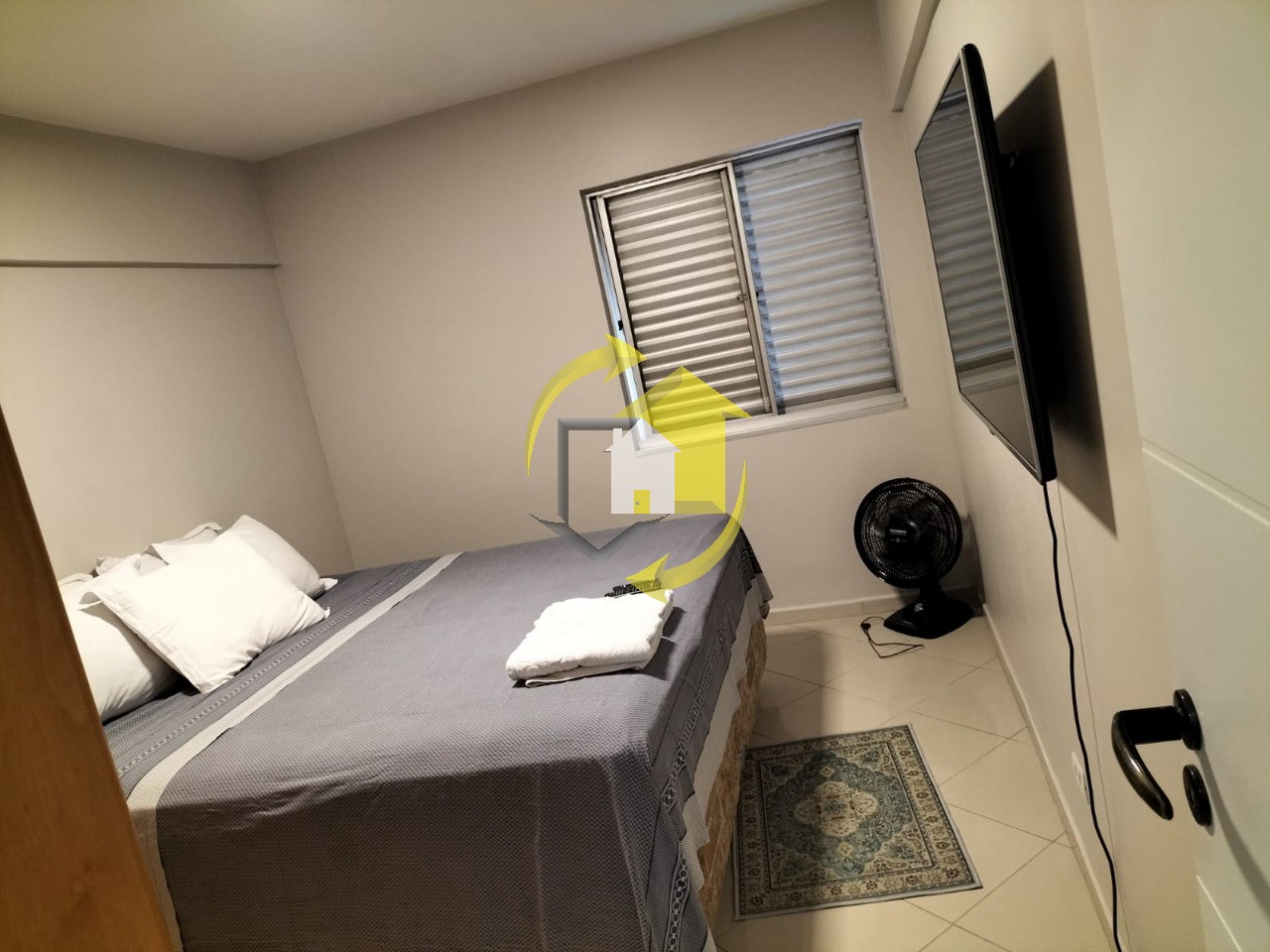 Apartamento à venda com 2 quartos, 70m² - Foto 11