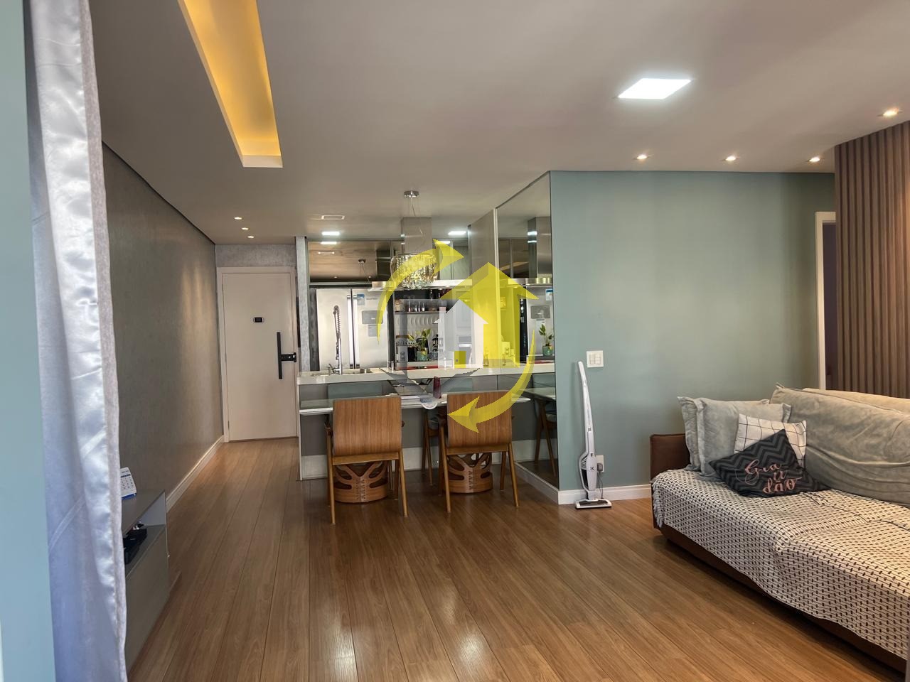 Apartamento à venda com 3 quartos, 76m² - Foto 18