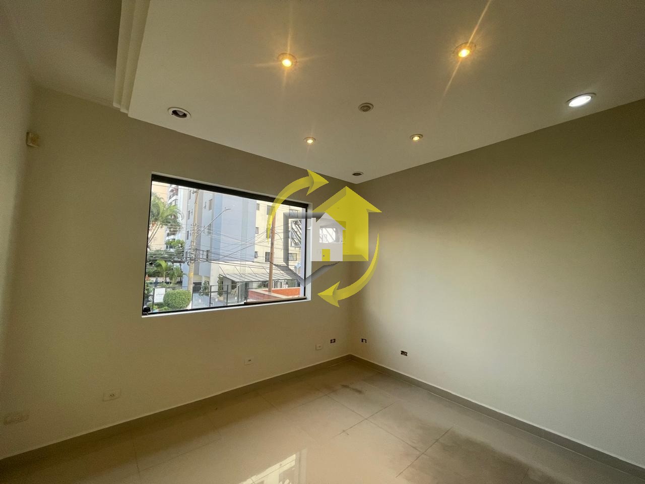 Casa Comercial para alugar com 2 quartos, 120m² - Foto 23