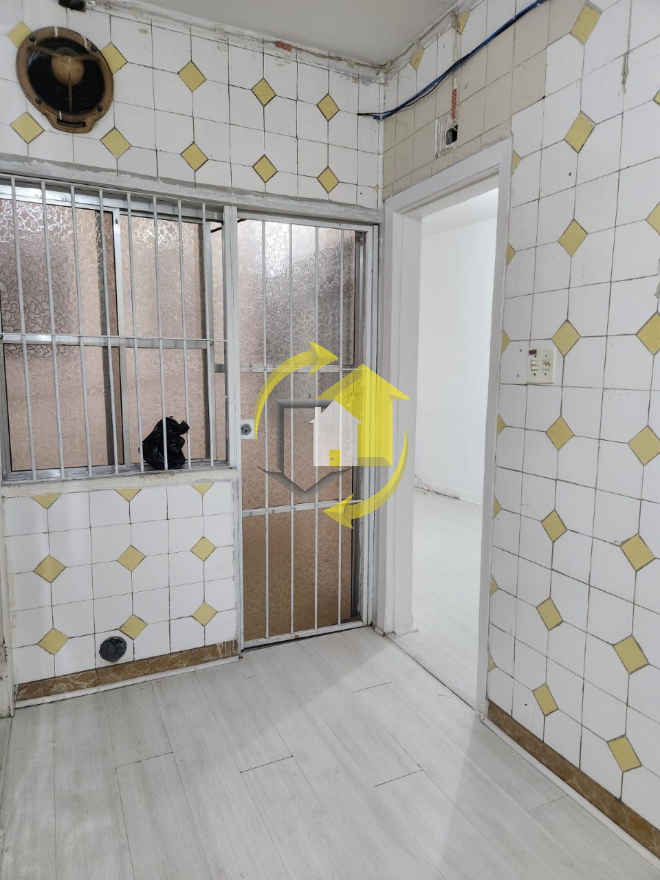 Apartamento para alugar com 2 quartos, 80m² - Foto 13