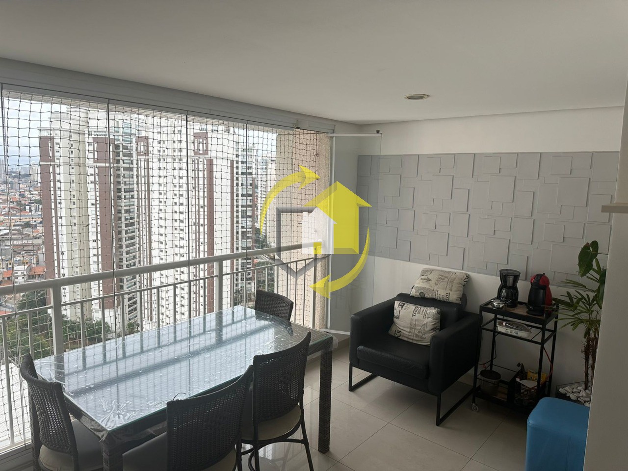 Apartamento para alugar com 3 quartos, 106m² - Foto 1