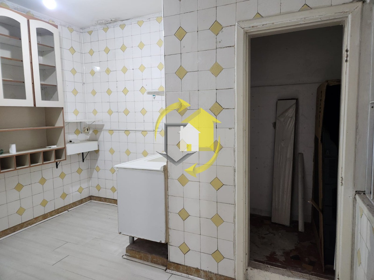 Apartamento para alugar com 2 quartos, 80m² - Foto 11