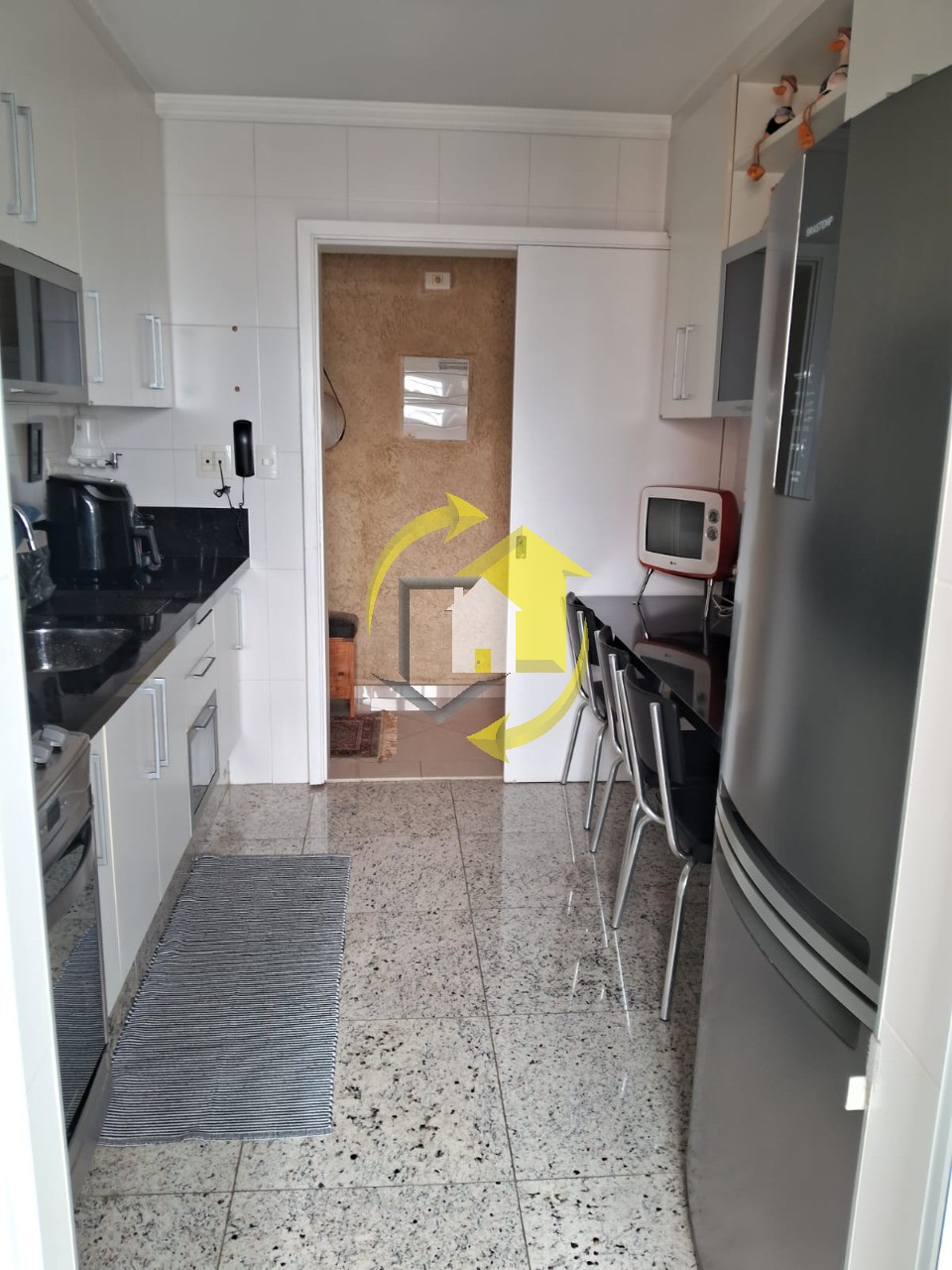 Apartamento à venda com 3 quartos, 84m² - Foto 19