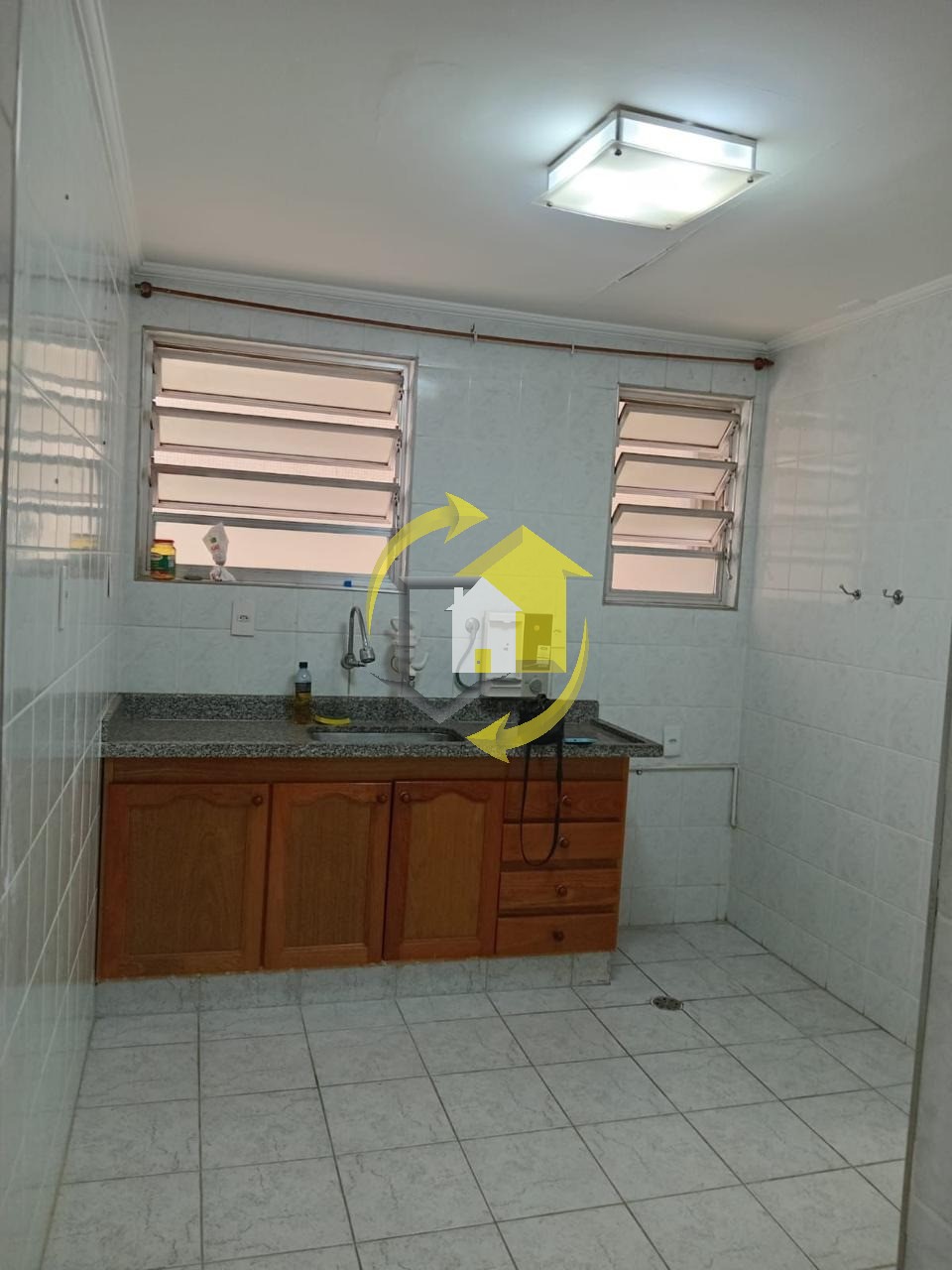 Apartamento à venda com 2 quartos, 70m² - Foto 5