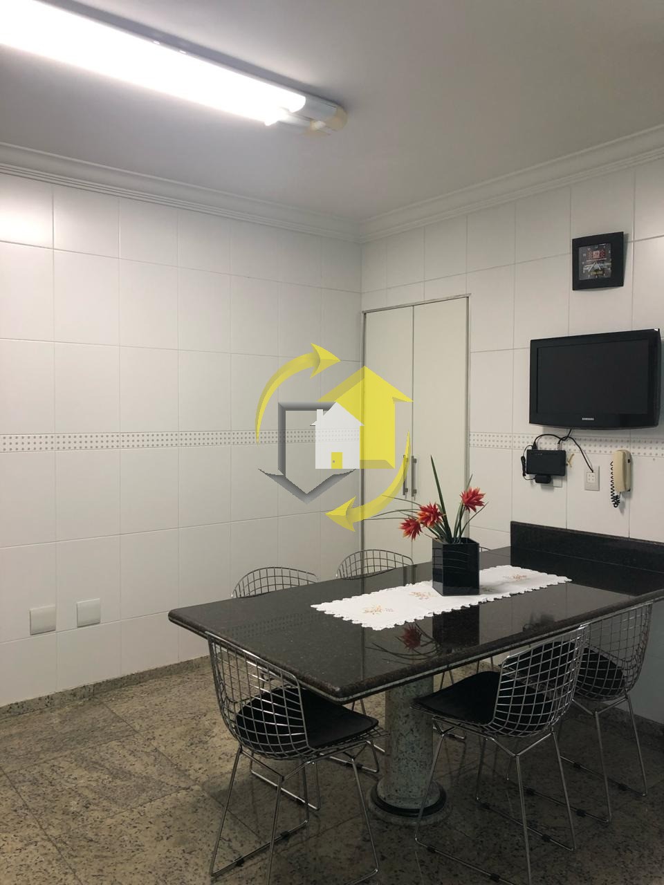 Sobrado à venda e aluguel com 4 quartos, 175m² - Foto 11