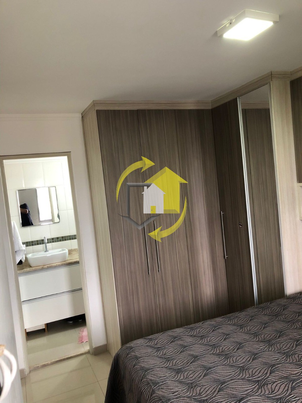 Apartamento à venda com 2 quartos, 60m² - Foto 25