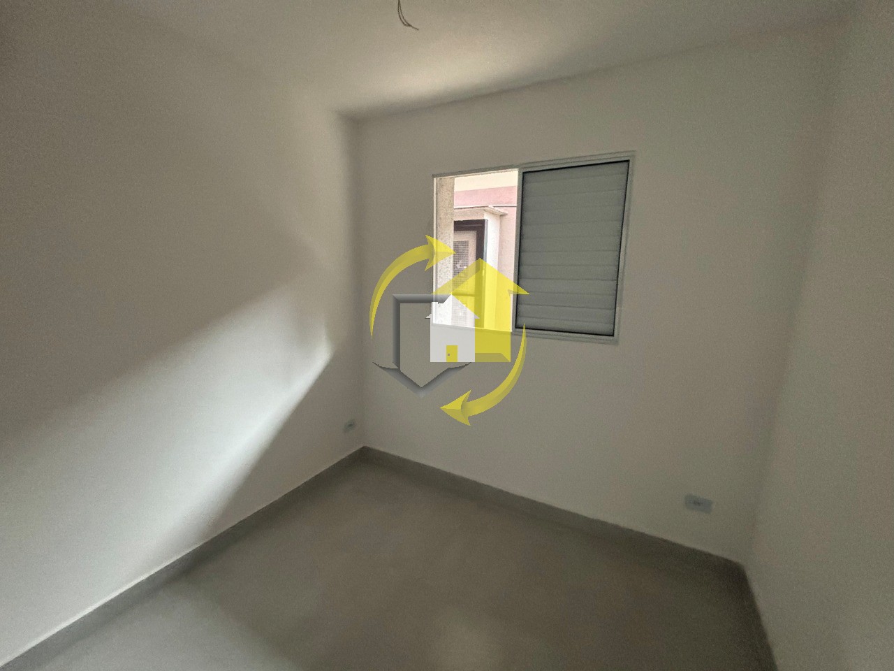 Apartamento à venda com 2 quartos, 35m² - Foto 11