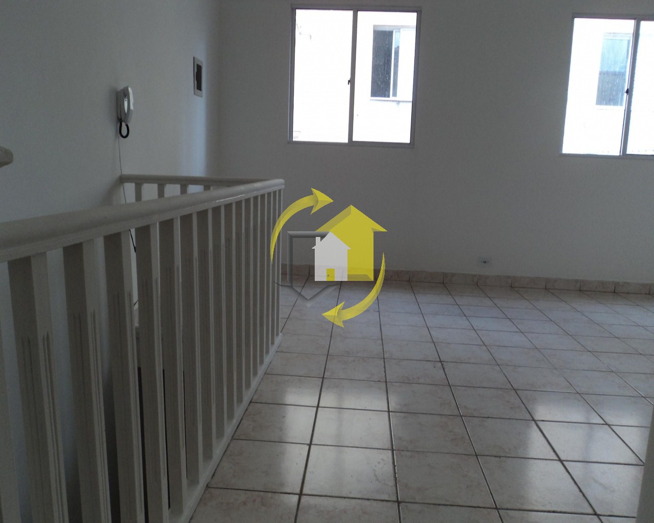 Apartamento à venda com 2 quartos, 70m² - Foto 2