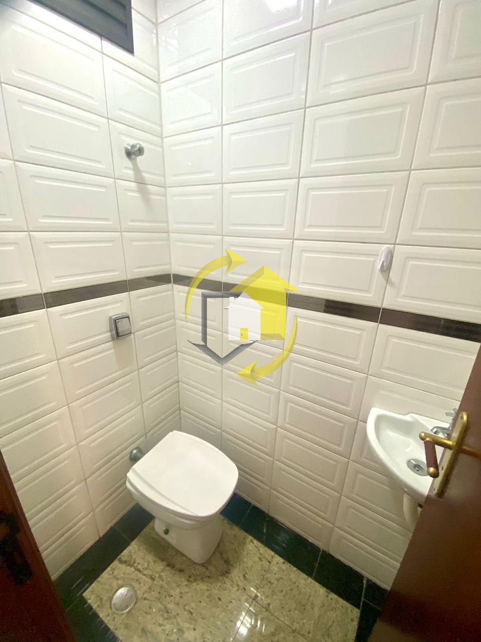 Apartamento à venda com 4 quartos, 140m² - Foto 11