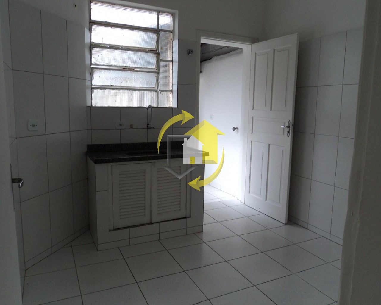 Apartamento à venda com 2 quartos, 70m² - Foto 15