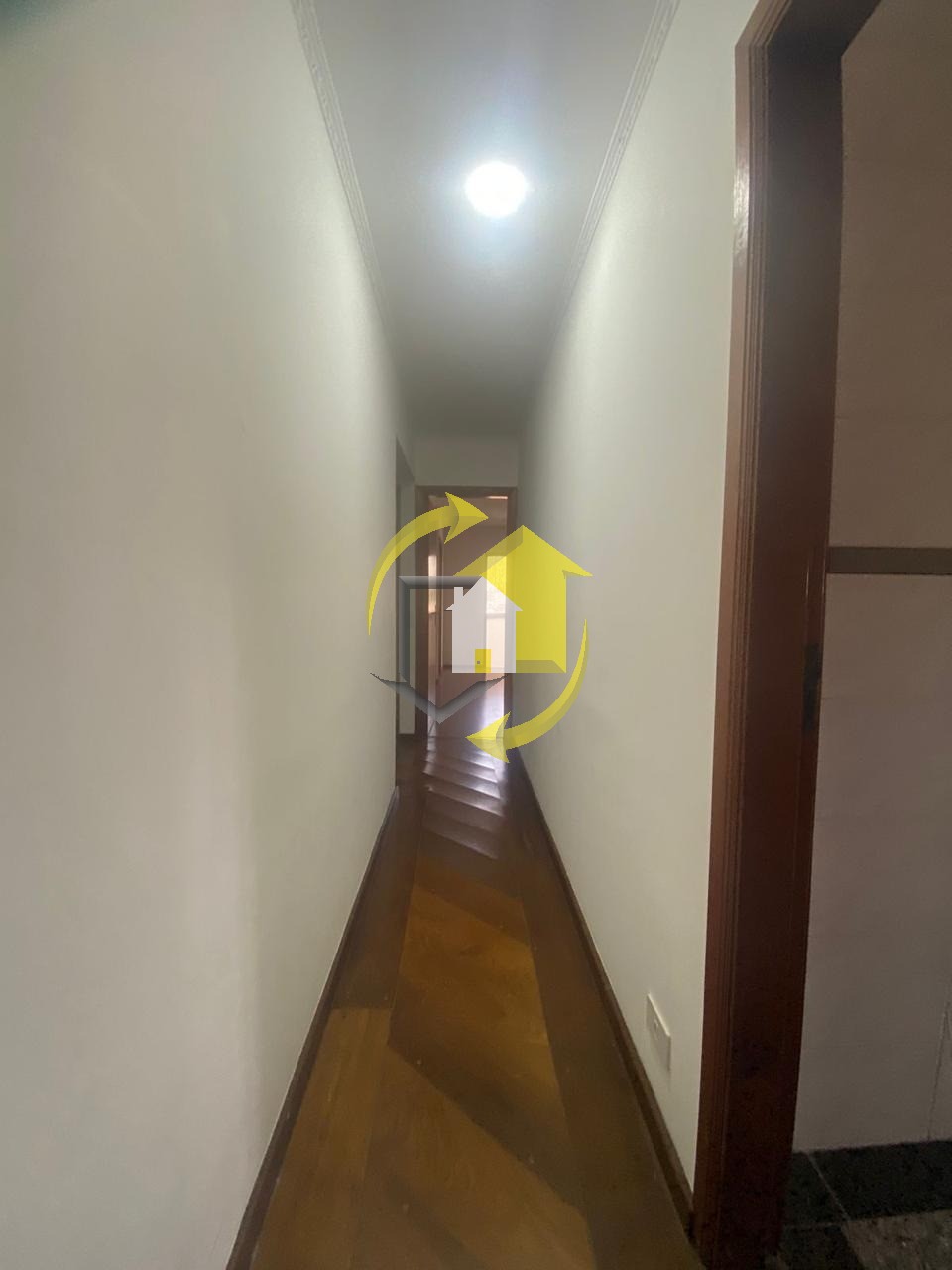 Apartamento à venda com 4 quartos, 140m² - Foto 14