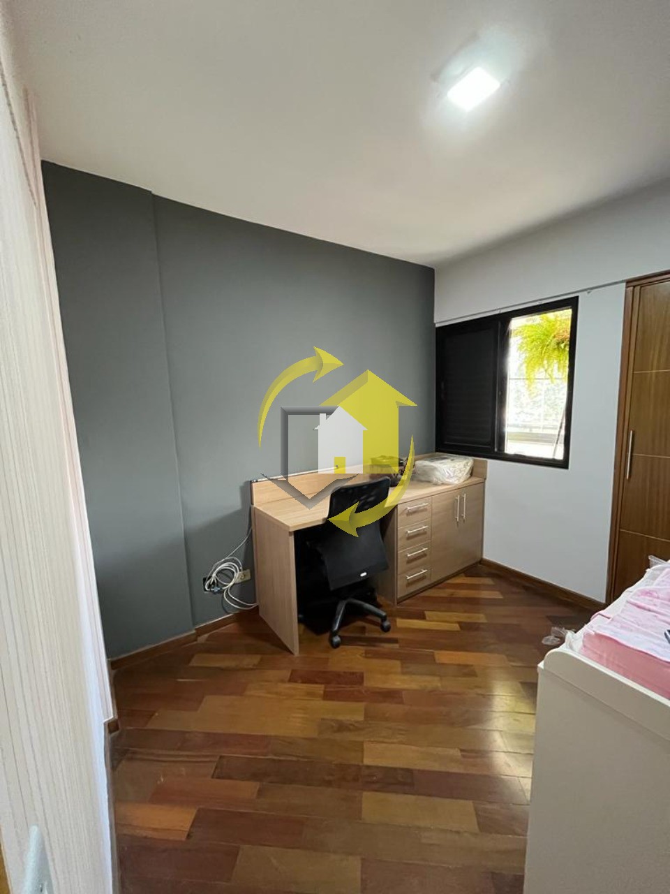 Apartamento à venda com 2 quartos, 60m² - Foto 4