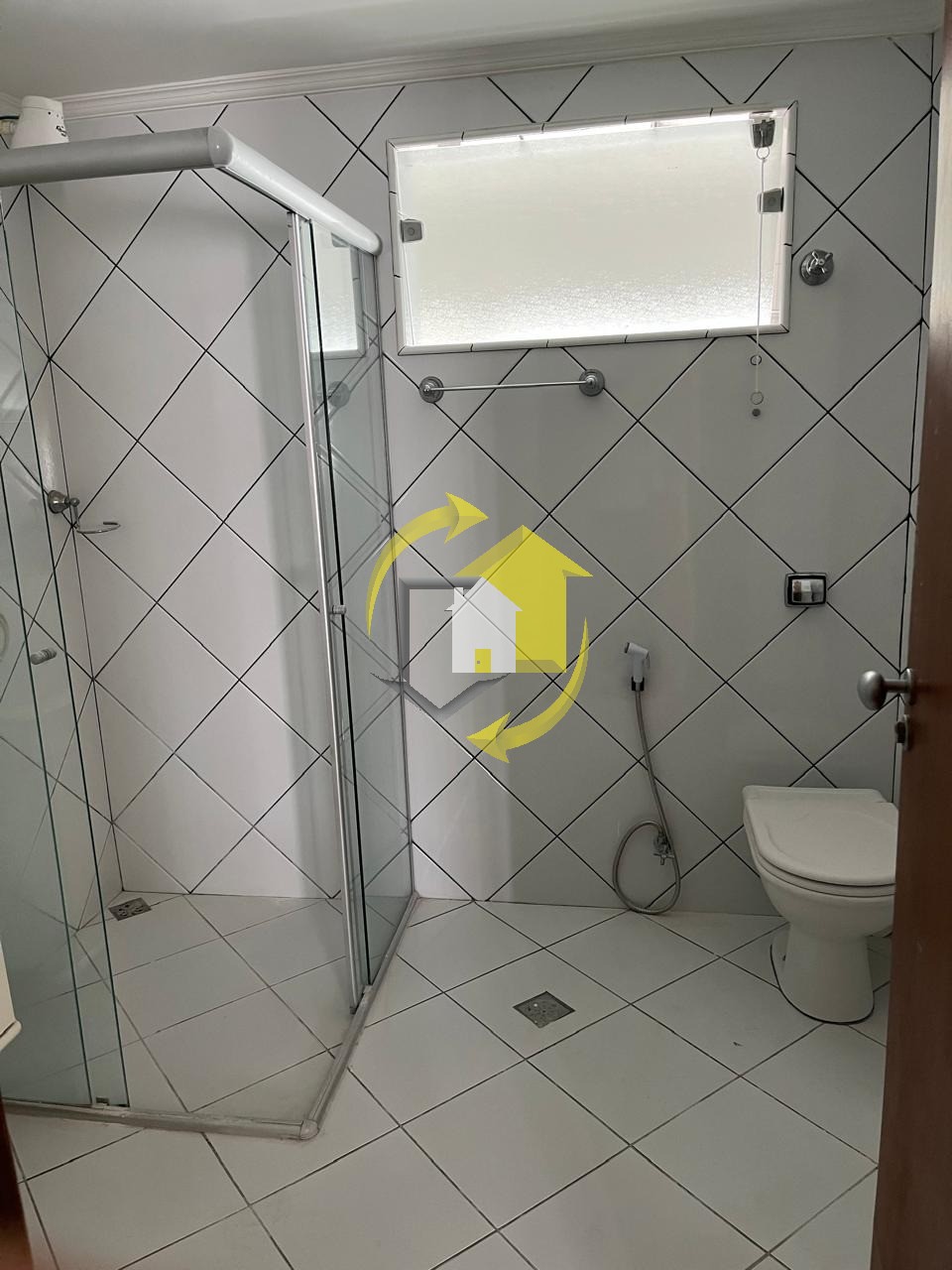 Apartamento à venda com 4 quartos, 140m² - Foto 5