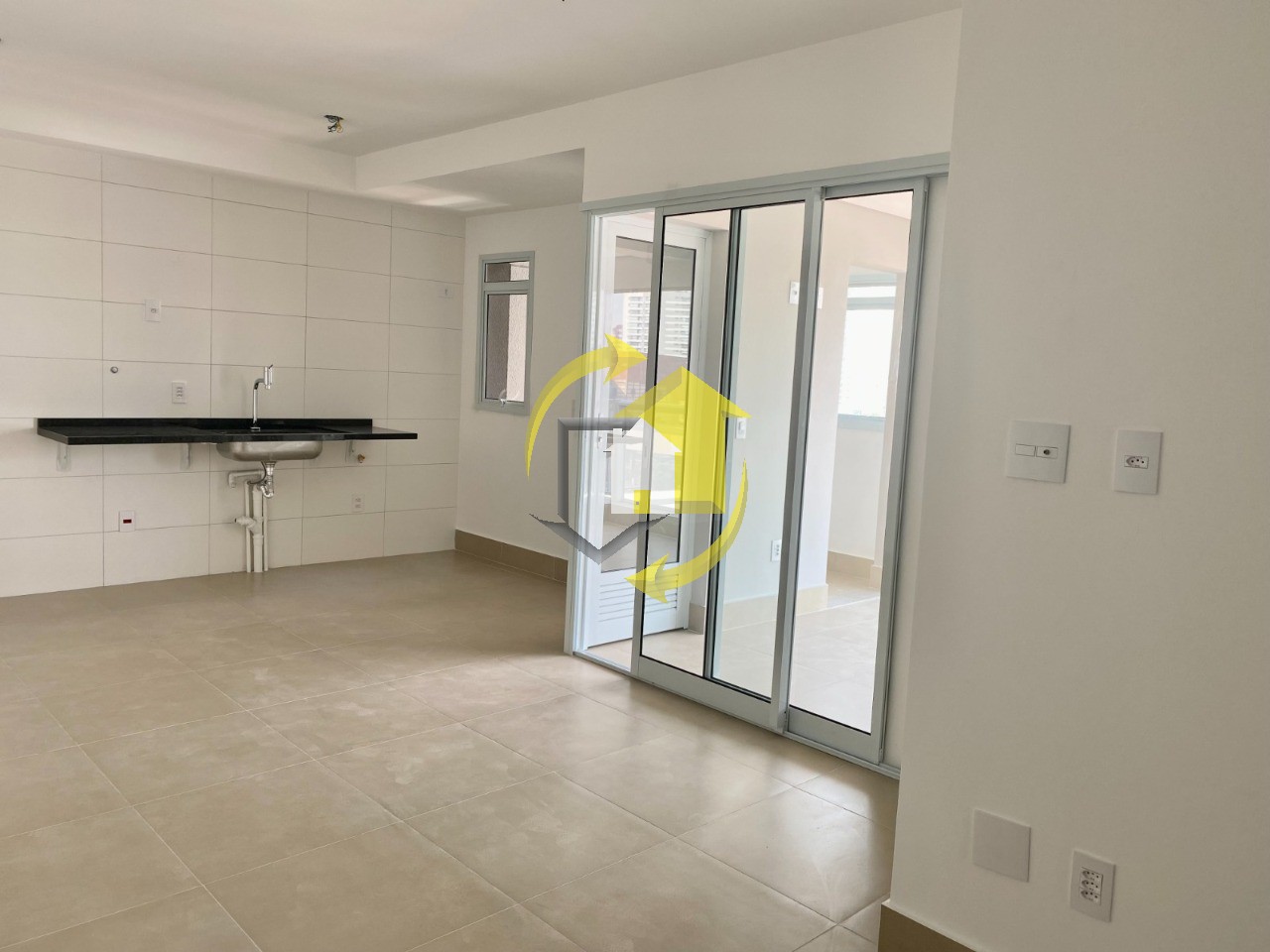 Apartamento à venda com 2 quartos, 67m² - Foto 11