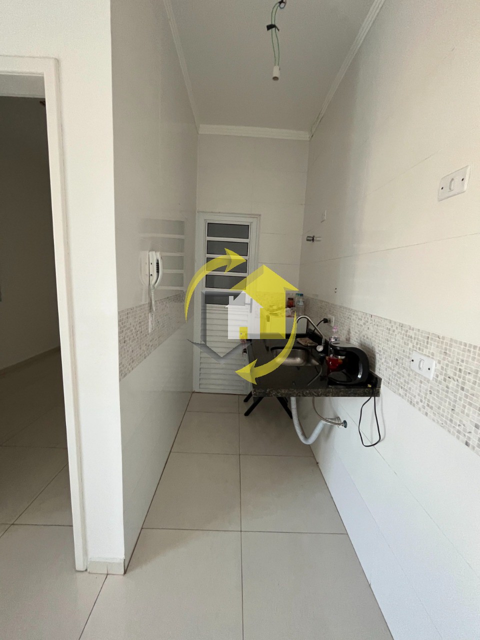 Apartamento à venda com 2 quartos, 39m² - Foto 17