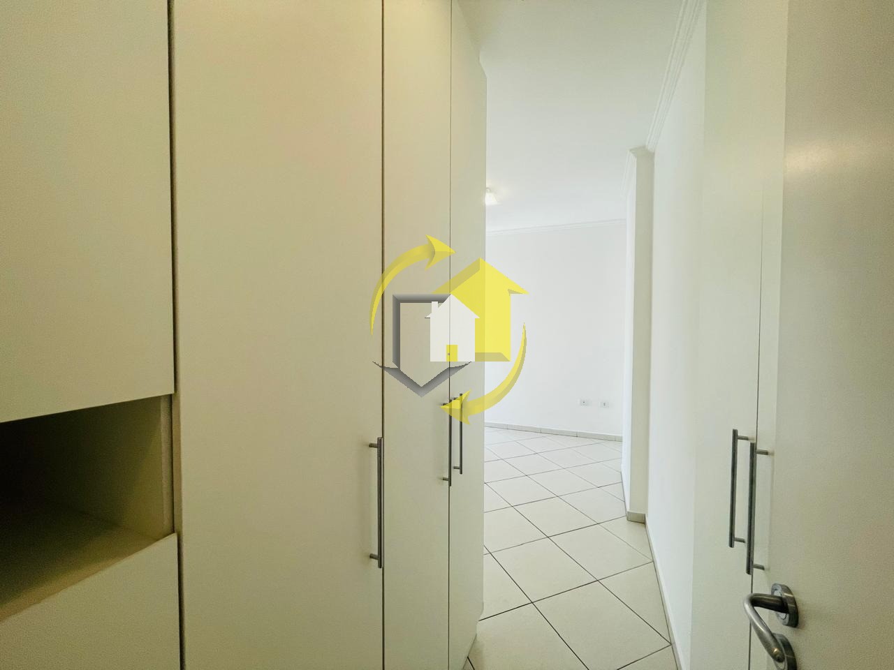 Apartamento à venda com 3 quartos, 110m² - Foto 25