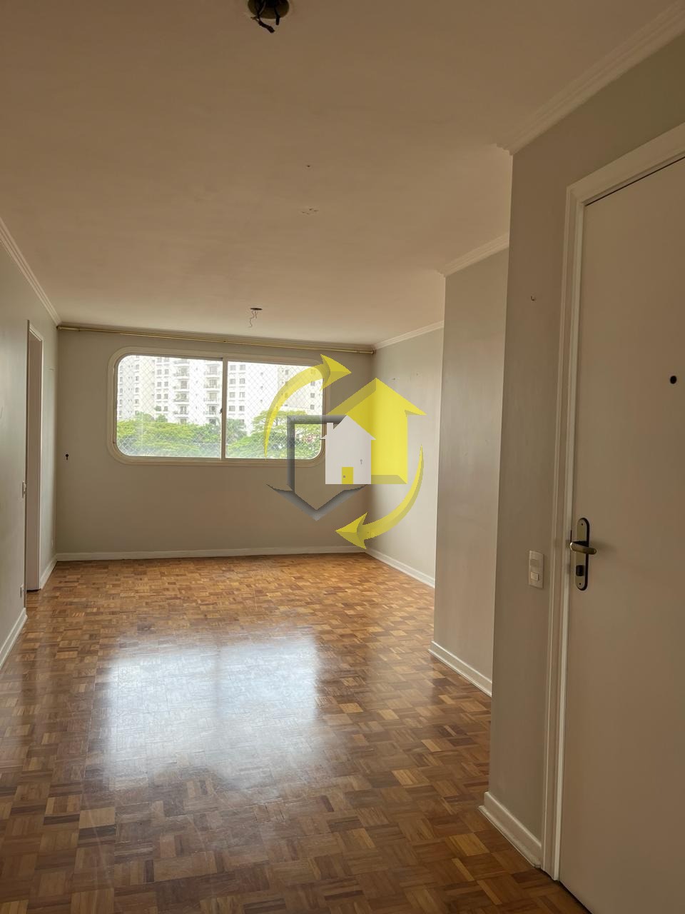 Apartamento à venda com 3 quartos, 83m² - Foto 1