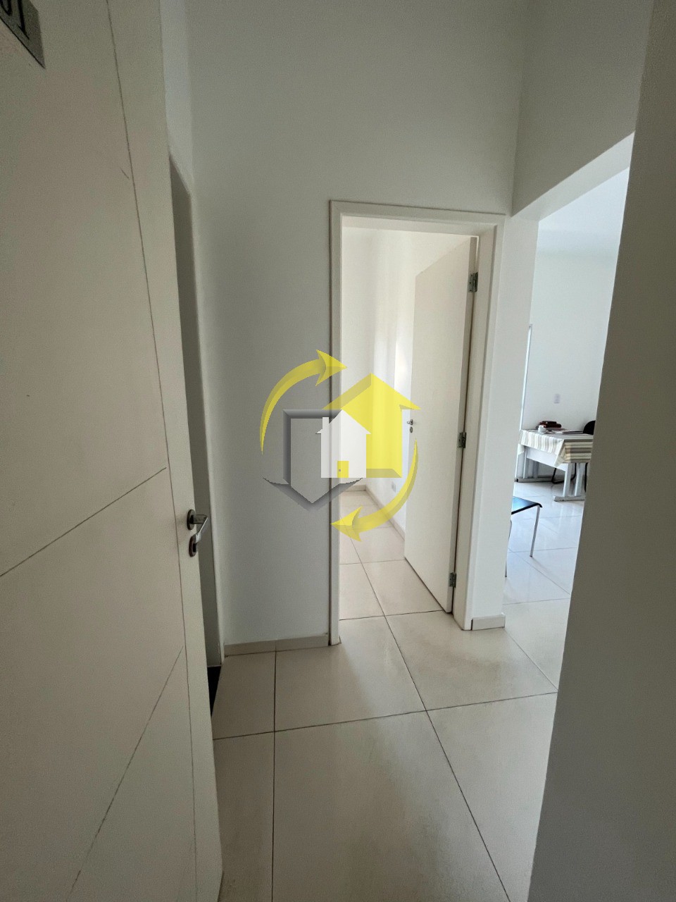 Apartamento à venda com 2 quartos, 39m² - Foto 13