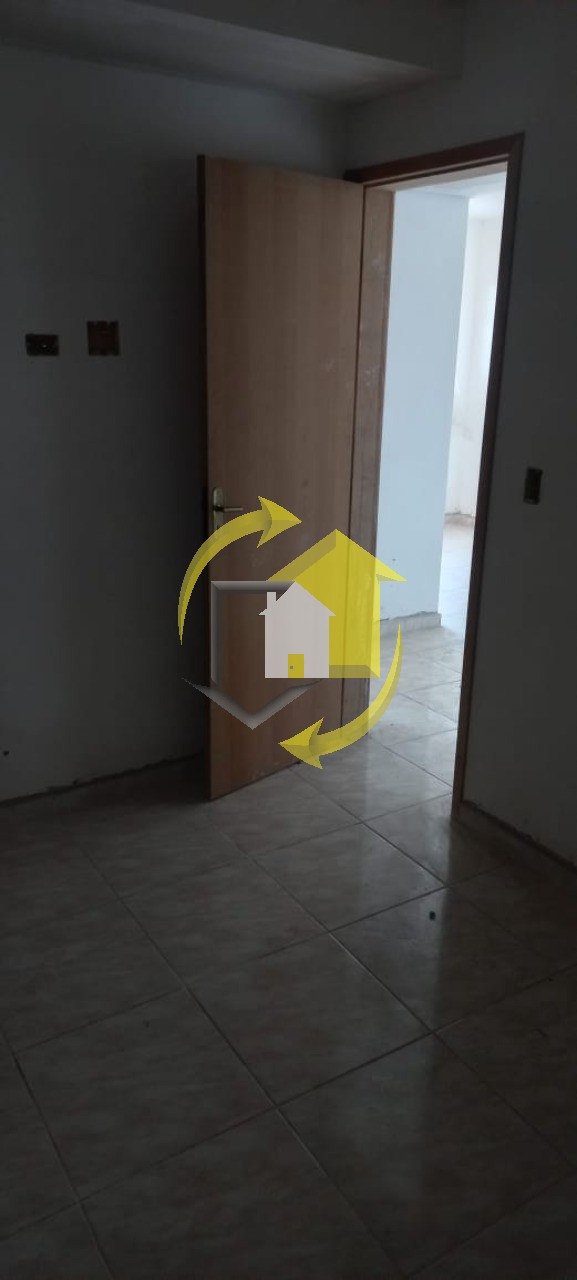 Apartamento à venda com 2 quartos, 40m² - Foto 3