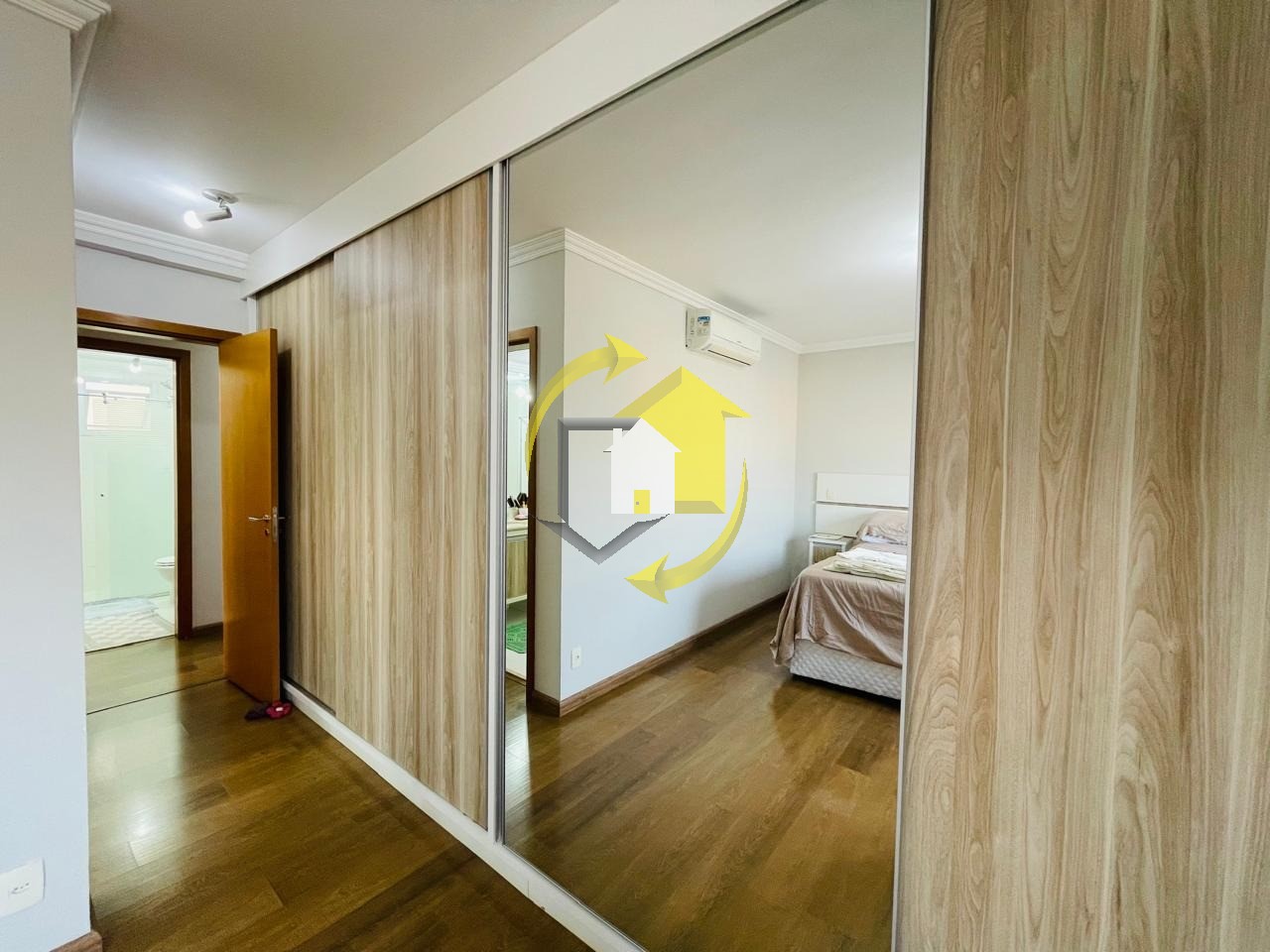 Apartamento à venda com 4 quartos, 176m² - Foto 42