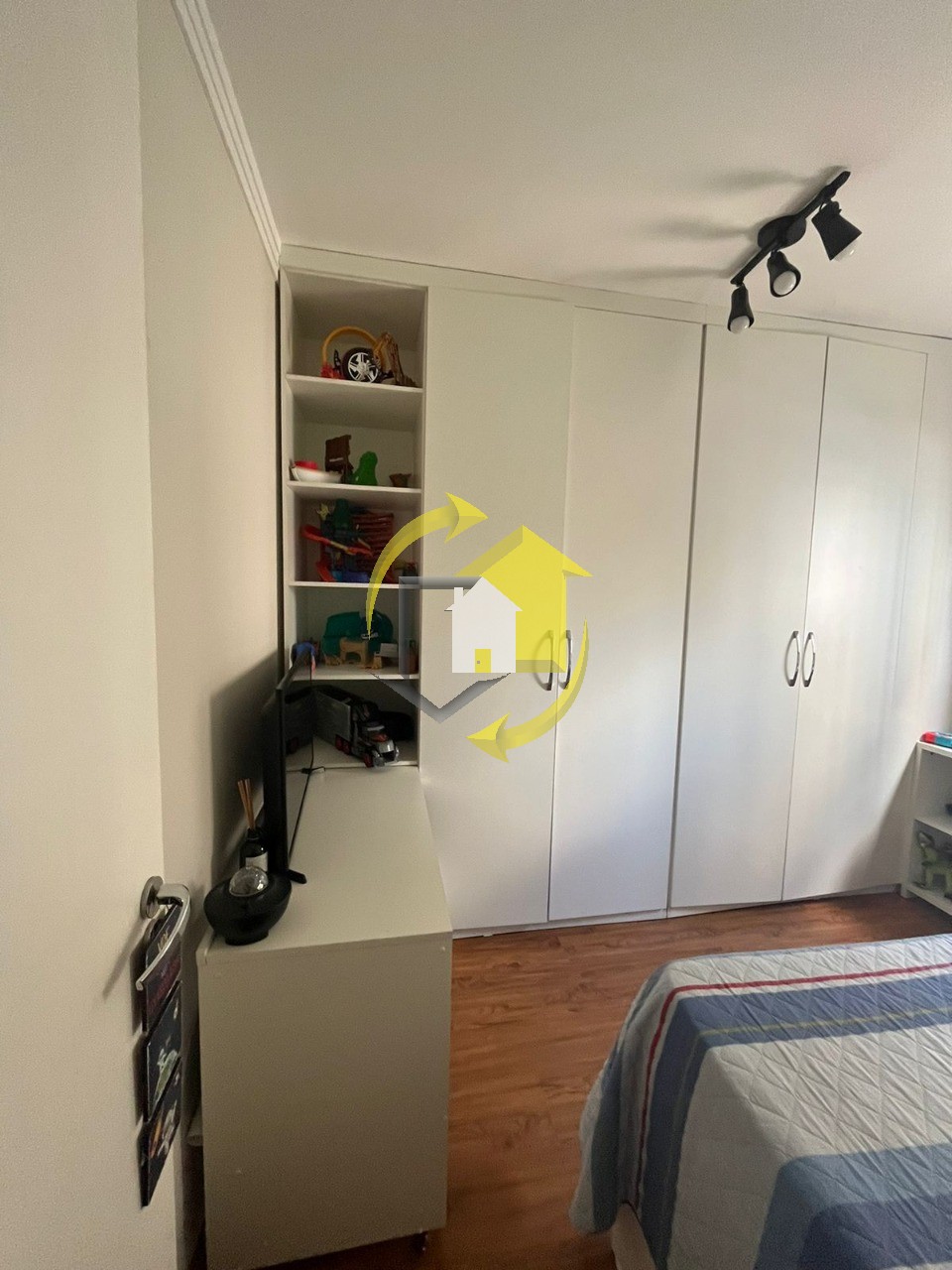 Apartamento à venda com 2 quartos, 51m² - Foto 3