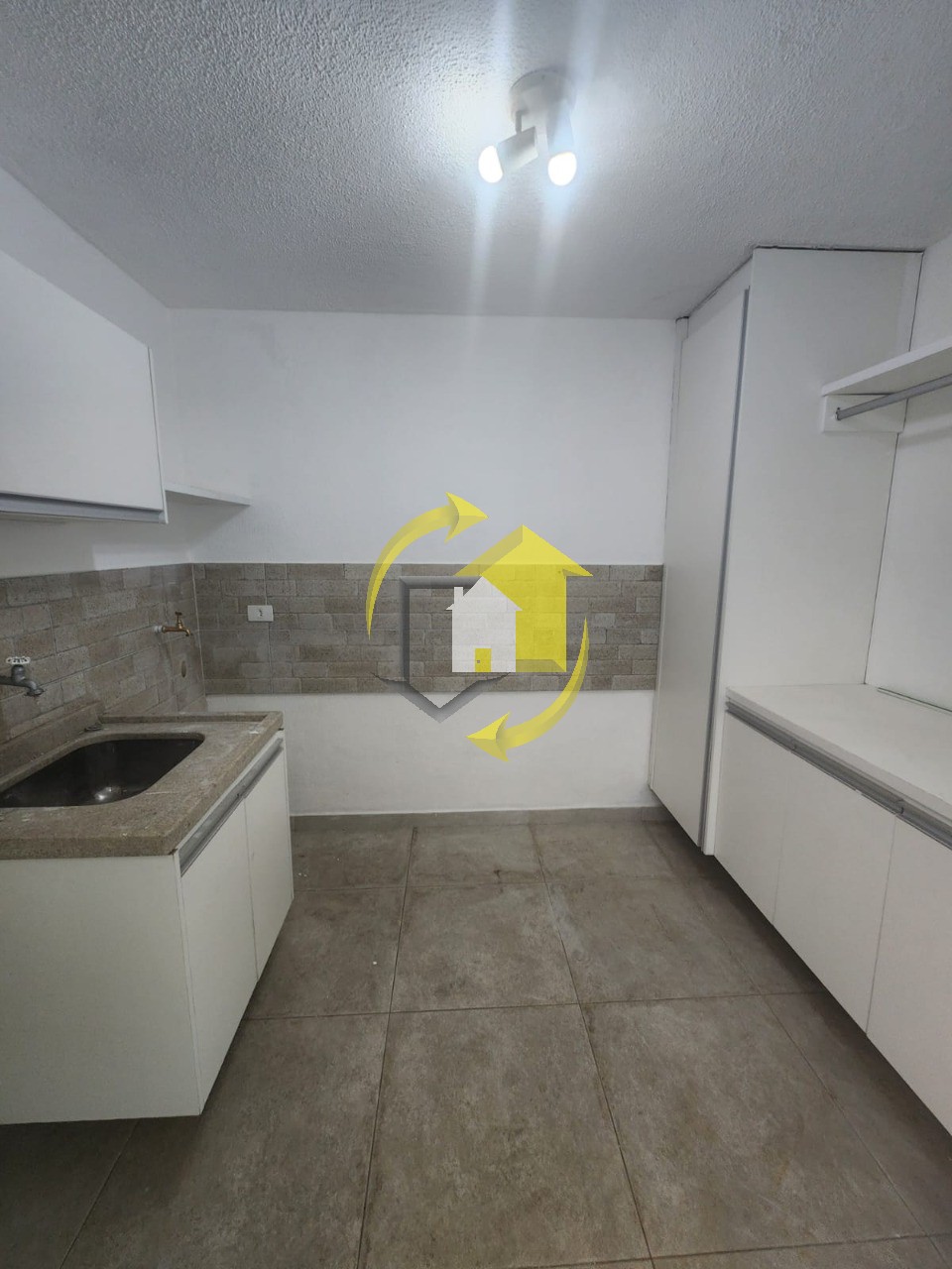 Sobrado à venda e aluguel com 3 quartos, 115m² - Foto 15